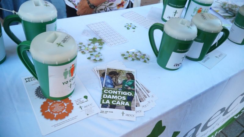 La Asociación Española contra el Cáncer (AECC) realiza su tradicional campaña de cuestación en Caravaca